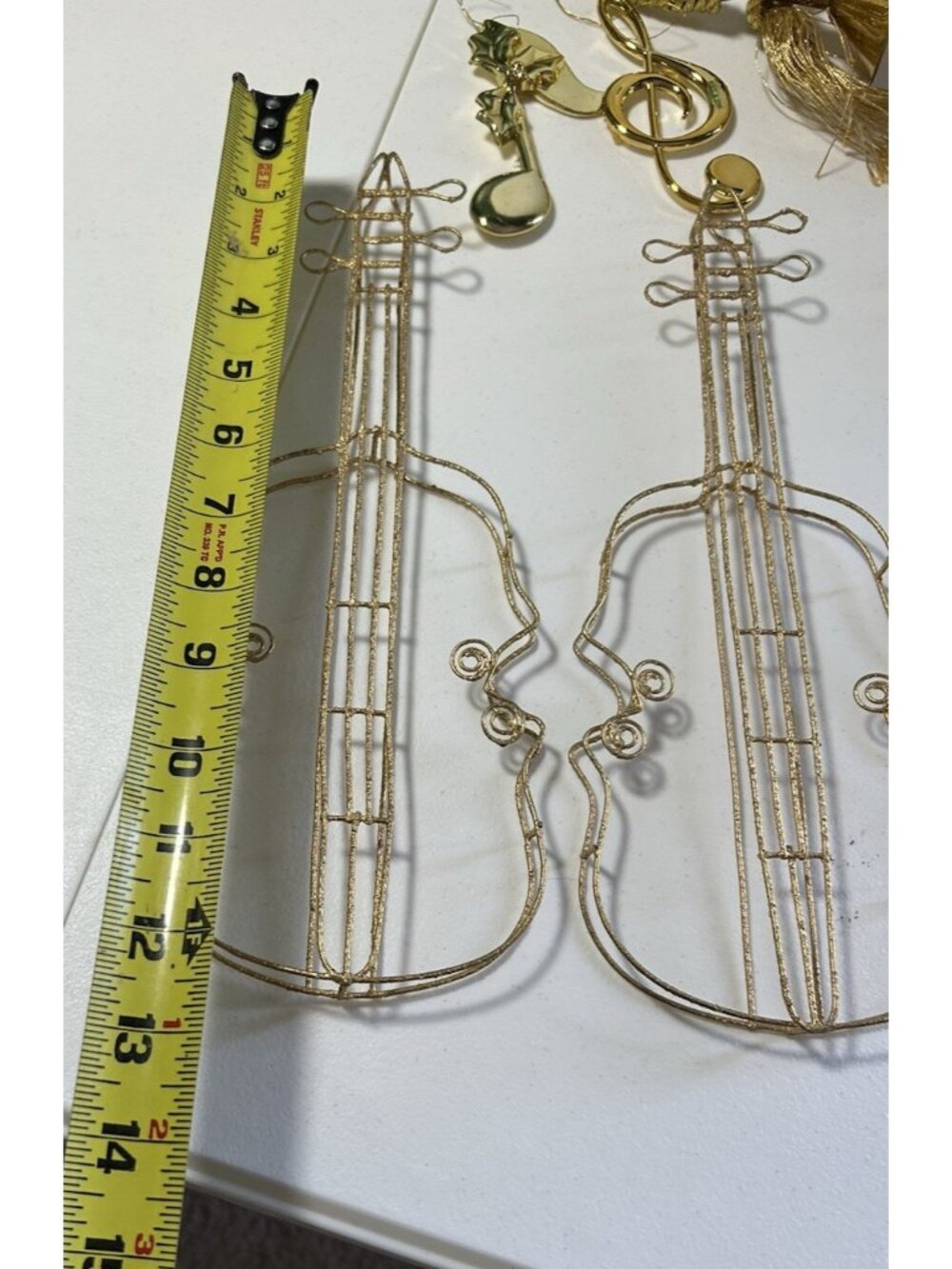 Vintage Lot of 24 Gold Metallic Musical Instrument Themed Christmas Ornaments - Picture 9 of 12